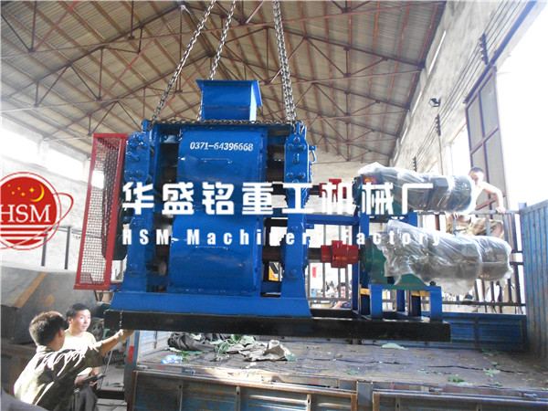買(mǎi)四輥破碎機(jī)就要這樣選擇